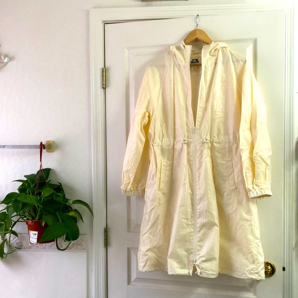 Future Collective By Gabriella -Johnson White/Ivory  Windbreaker Cute Long Sz SM - Picture 1 of 16